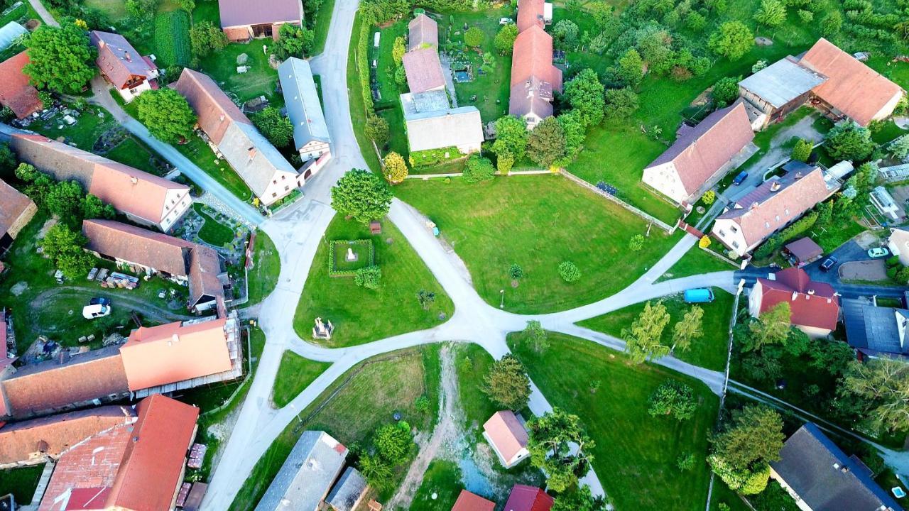 Roubenka Rozkos Villa Nové Město nad Metují Eksteriør bilde